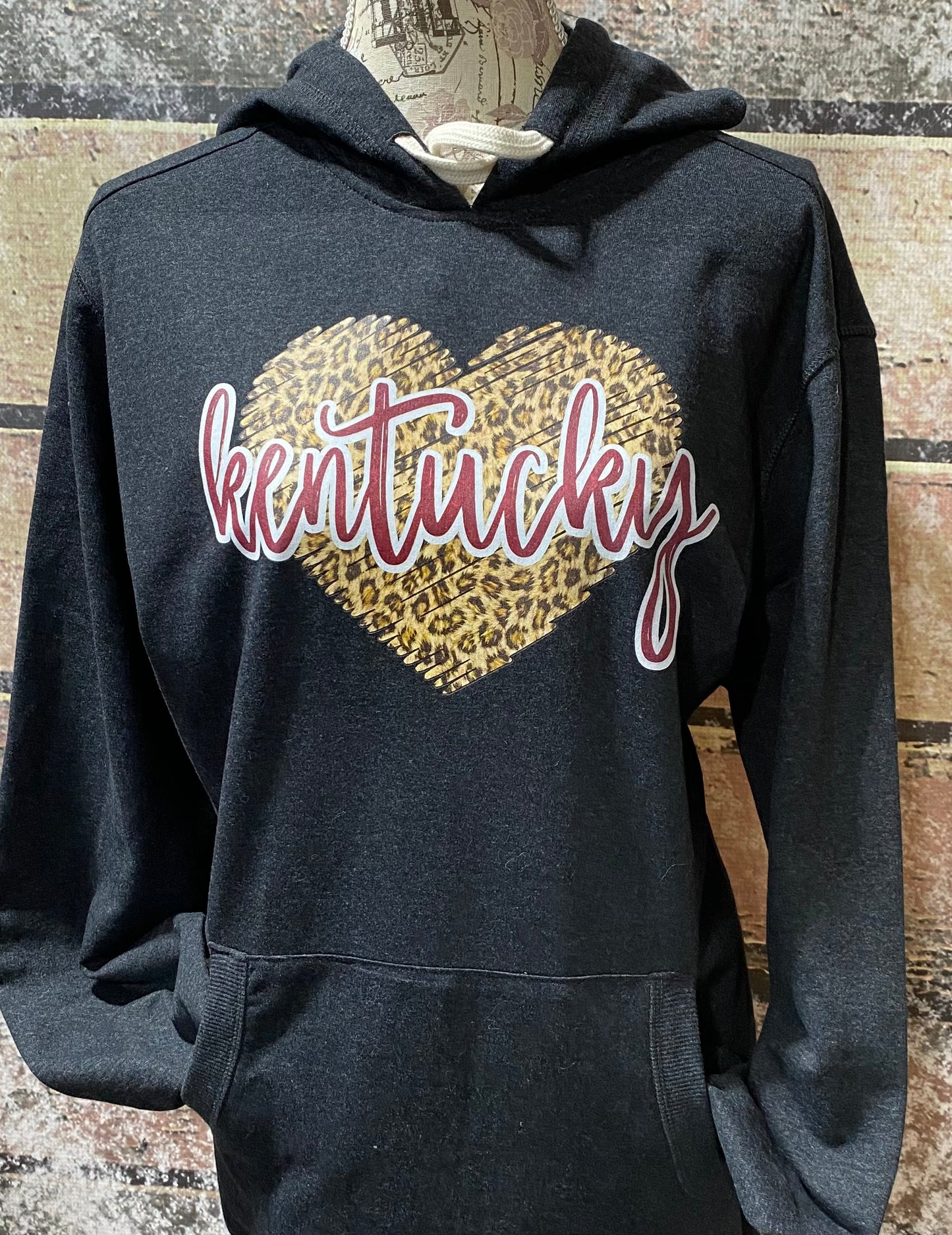 Kentucky Leopard Heart Design